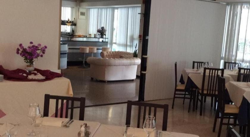 Hotel Riviera Nuova Gestione Cattolica Dış mekan fotoğraf