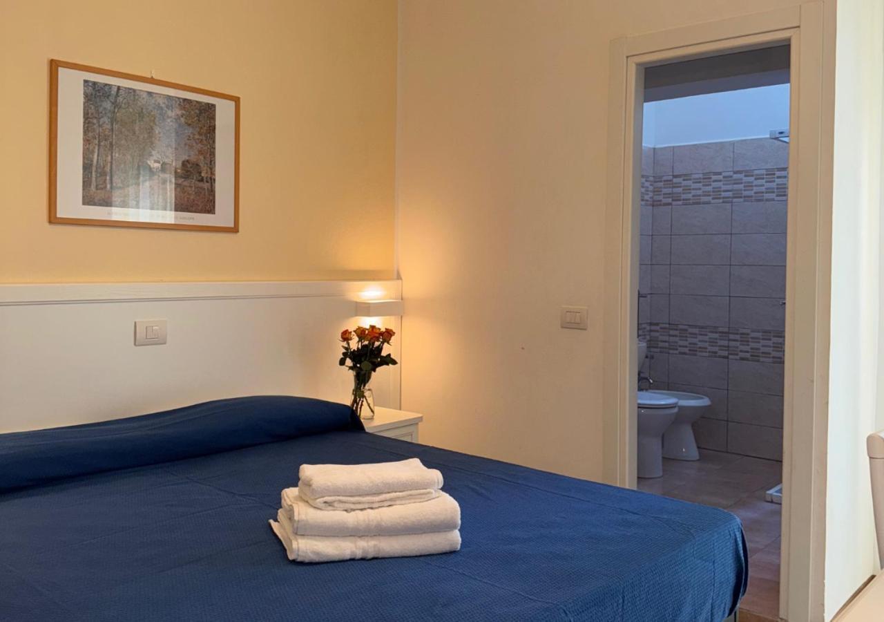 Hotel Riviera Nuova Gestione Cattolica Dış mekan fotoğraf