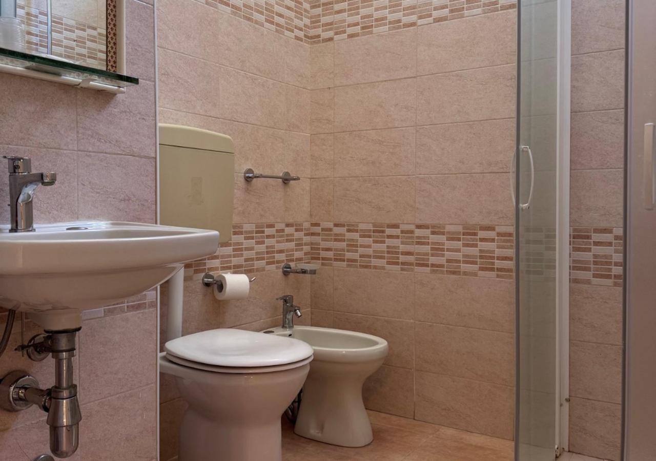 Hotel Riviera Nuova Gestione Cattolica Dış mekan fotoğraf